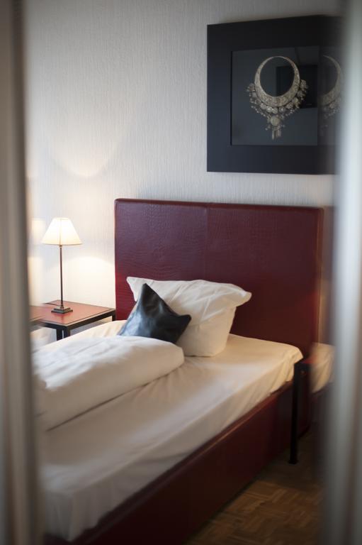 Hotel Am Park - Krefeld - Duesseldorf Willich Chambre photo