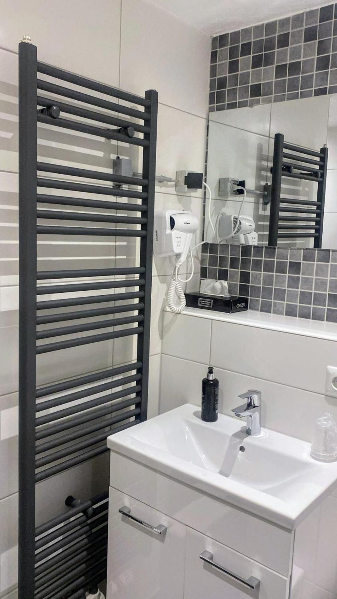 Hotel Am Park - Krefeld - Duesseldorf Willich Extérieur photo
